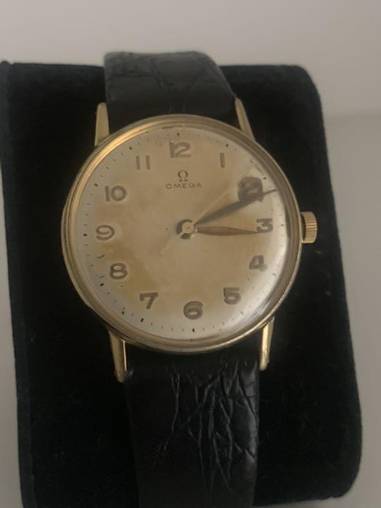 Omega Vintage Rare Gold Round Manual Winding Mens Watch