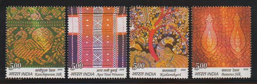 INDIA 2009 Traditional Indian Textiles Art Crafts Stamps set 4v MNH - Picture 1 of 2