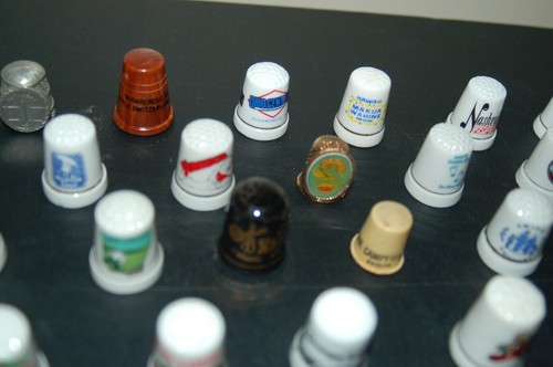 Souvenir Thimbles Mostly Porcelain Lot Of 24 VTG Nashville St. Kitts Geauga Lake - Picture 12 of 24