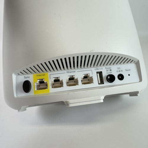 Netgear Orbi Router AC3000 RBR50v2 Tri-Band WiFi Mesh Router Extender ONLY - Picture 8 of 10