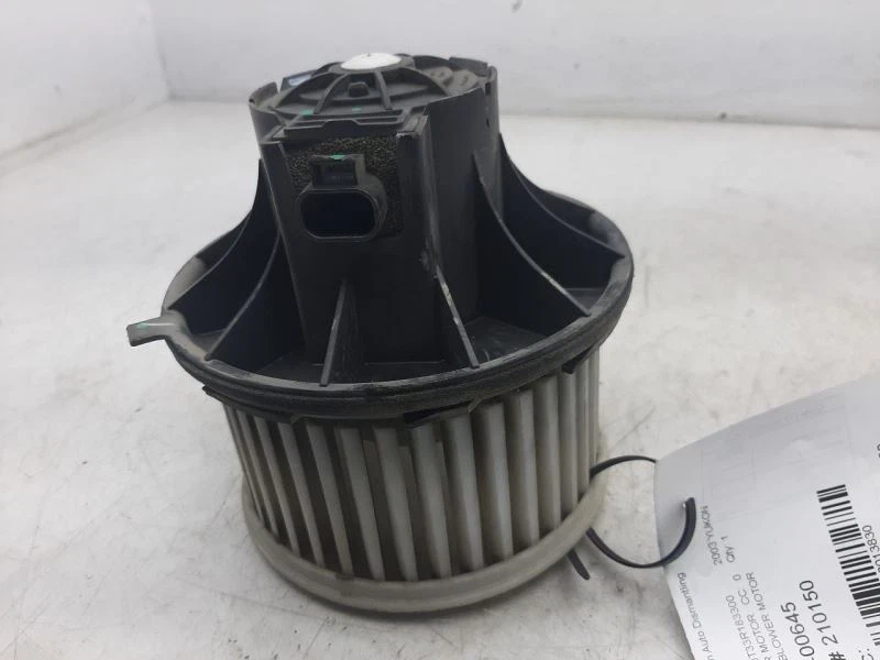 Soplador Motor Delantero 03-14 Cadillac Escalade 22741027 Foto 4 de 4