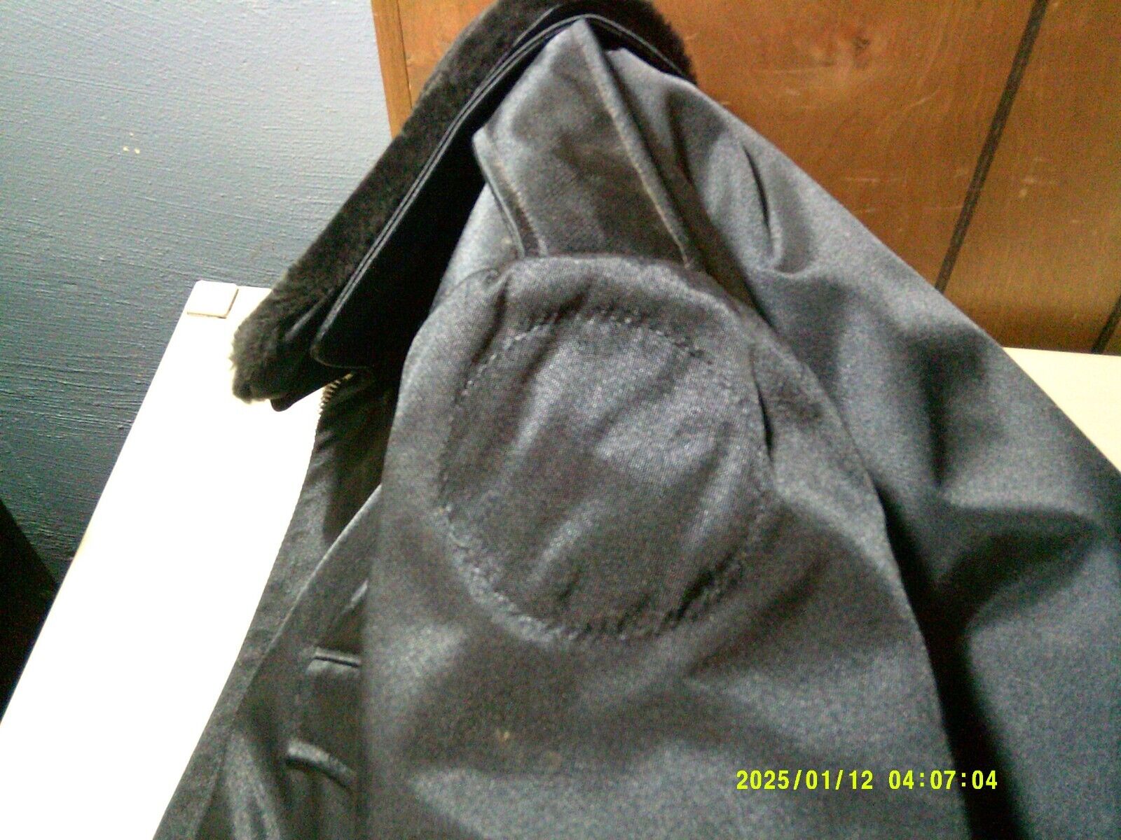Picture 4 of 5