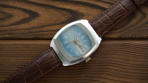Men's vintage watch Raketa 2628 TV square dial mechanical 19j soviet wristwatch - Picture 6 of 13