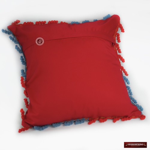 Embroidered pillow covers 18x18", Cat design, Peruvian Accent Alpaca pillows - Picture 4 of 4