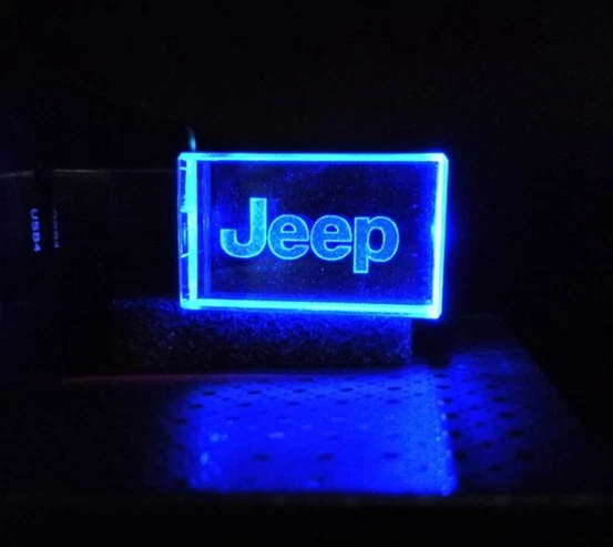 Unità flash USB 2.0 chiavetta in metallo logo auto JEEP ventola amante driver regalo luce LED - Immagine 2 di 4