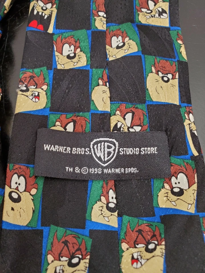 Vintage 1998 Warner Brothers Studio Store Tasmanian Devil necktie - 100% Silk - Image 3 of 4