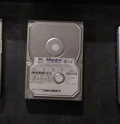 Maxtor 8.7GB 5400 RPM 3.5 IDE 90871U2 Hard Drive