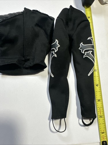 1/6 Scale WWE Undertaker Black Tights And Vest Outfit - Picture 5 of 5