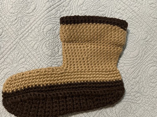 Handmade Crochet Slippers Adult Booties Brown Tan Women’s Size 9-10 Boho - Picture 3 of 4