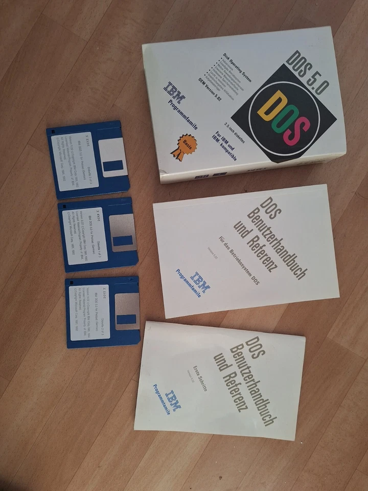Microsoft MS DOS 5.0 IBM 3.5 inch Diskettes IBM and Compatibles Open Box Vintage - Bild 2 von 4