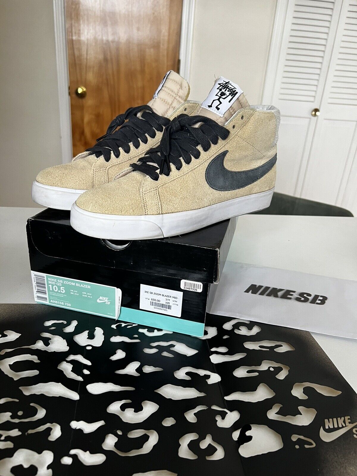 Size 10.5 - Nike SB Blazer Mid x Stussy Midwest Gold 2018