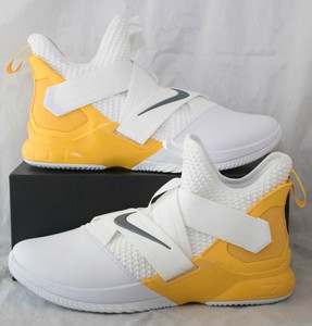 lebron soldier 12 lakers