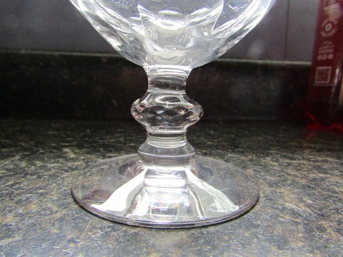 VINTAGE HEISEY GLASS CHAMPAGNE OR SHERBET STEM ARCADIA PATTERN - Picture 4 of 5