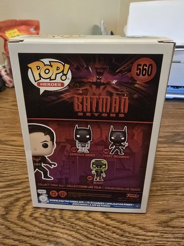 Funko Pop! Heroes DC Batman Beyond Terry McGinnis Chase #560 - Imagen 2 de 7