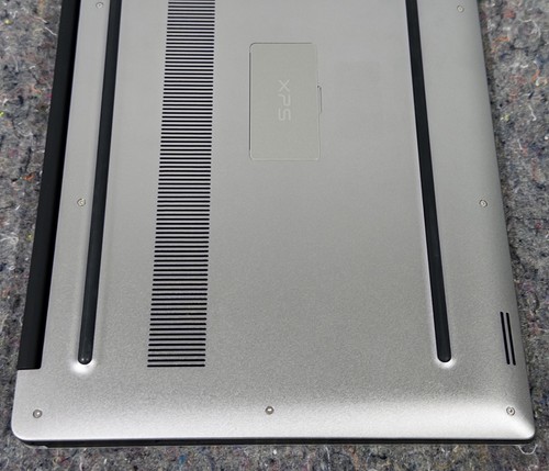 Dell XPS 15 9560 i7 4 núcleos 7700HQ 8GB DDR4 256GB SSD 15.6" NVIDIA GTX 1050 4GB - Imagen 11 de 15