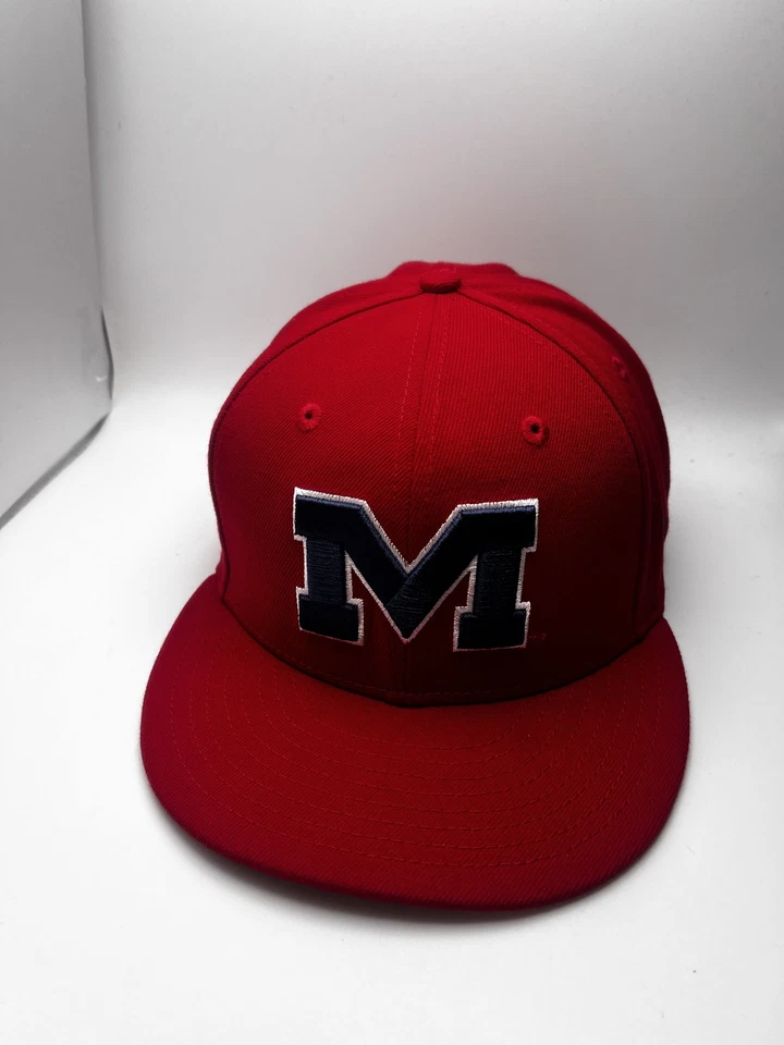 Gorra ajustada Ole Miss Rebels para hombre 7 3/4 roja NCAA béisbol 59FIFTY New Era Foto 2 de 4