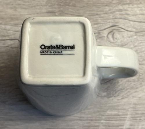 Crate And Barrel White Porcelain Coffee Tea Cup Mug Classic White, 4 1/4" Tall - Bild 4 von 6