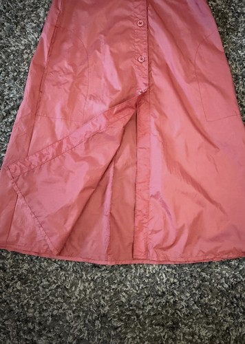 The Totes Coat Rain Jacket Lightweight 100% Nylon Dusty Rose Size 8 No Belt - Picture 10 of 15