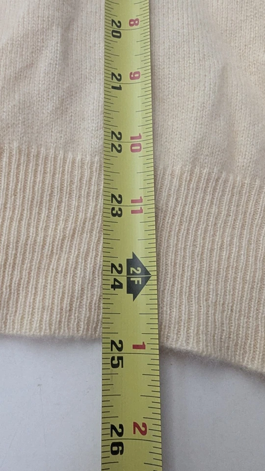 Suéter Charter Club de 2 capas de cachemir cuello alto para mujer talla pequeña amarillo  Foto 4 de 4