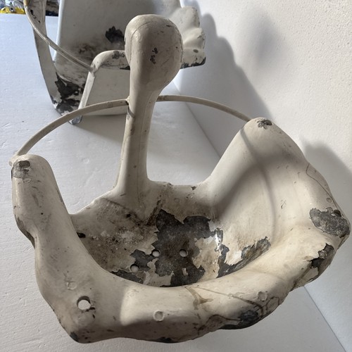 VINTAGE Pair Of METAL PLAYGROUND SWAN CHILD SWING🛝 - Picture 10 of 20