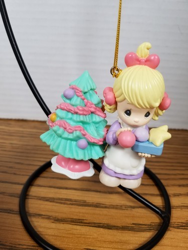 VINTAGE 1996 Enesco Precious Moments Ornament Home For the Holidays GIRL 266094 - Picture 6 of 11