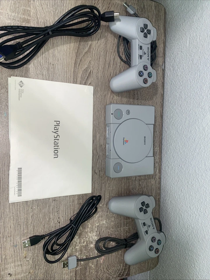 Mini Consola PlayStation Classic, Cib Completa En Caja PROBADA Funciona PS1 Foto 4 de 4