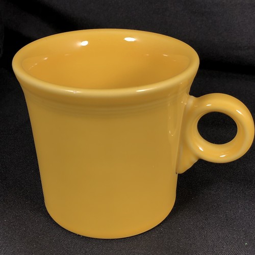 Lot of 4 HLC Fiesta Tom & Jerry Mug Cup Ring Handle Yellow Fiestaware 3.5" Dia - Bild 4 von 7