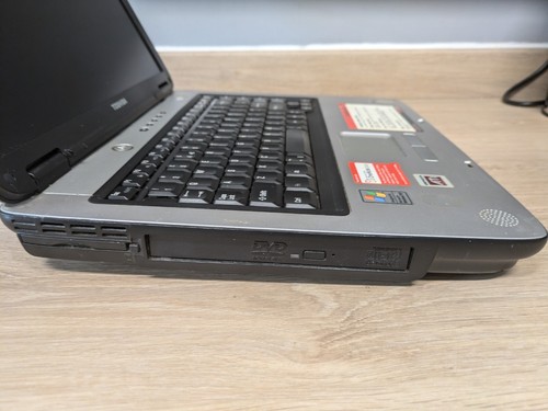 Vintage Toshiba satellite A60-672 laptop for spares or repairs - Picture 5 of 14