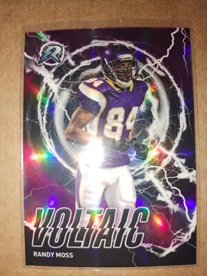 2023 Topps Composite Randy Moss Resurgence Voltaic Pink Refractor #RV-23 Vikings