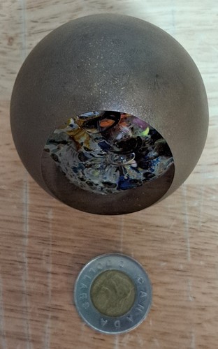 PAPER WEIGHT EGG SHAPE BROWN AND COLORFUL INSIDE - Picture 2 of 2