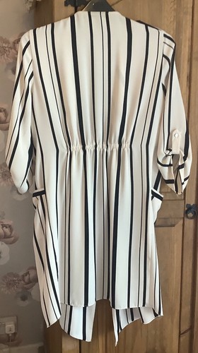 Wallis cream & black trouser suit Sz jacket 14 trousers 12 long sleeve BN - Picture 12 of 12