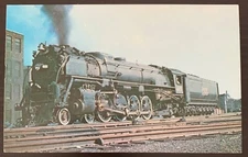 BOSTON&MAINE 4113 STEAM ENGINE LOCOMOTIVE 1946 COLOR POSTCARD WORCESTER MASS NEW