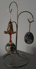 Ornament Stand with 3 ornaments rare & vintage