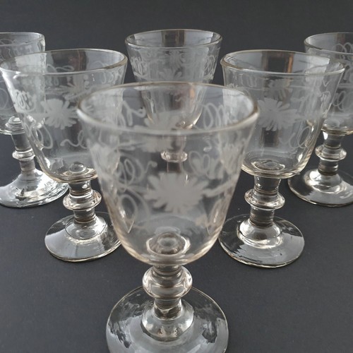 Biedermeier  - 6 Weingläser mit Weinlaubdekor,  um 1850 - Picture 4 of 6