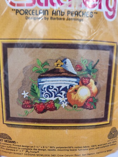 Sunset Designs Jiffy Stitchery Kit 1981 NOS "Porcelain and Peaches" 5 X 7" - Picture 3 of 7