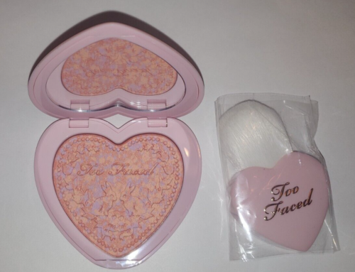 Too Faced Love Flush FUNFETTI Blush con pennello - Nuovo
