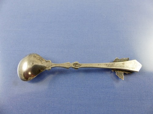 STERLING & ENAMEL SOUVENIR SALT SPOON CANADA 55 RICHELIEU (Quebec) BY BM C0 - Picture 4 of 5