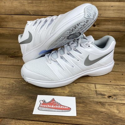 silver tennis shoes womens