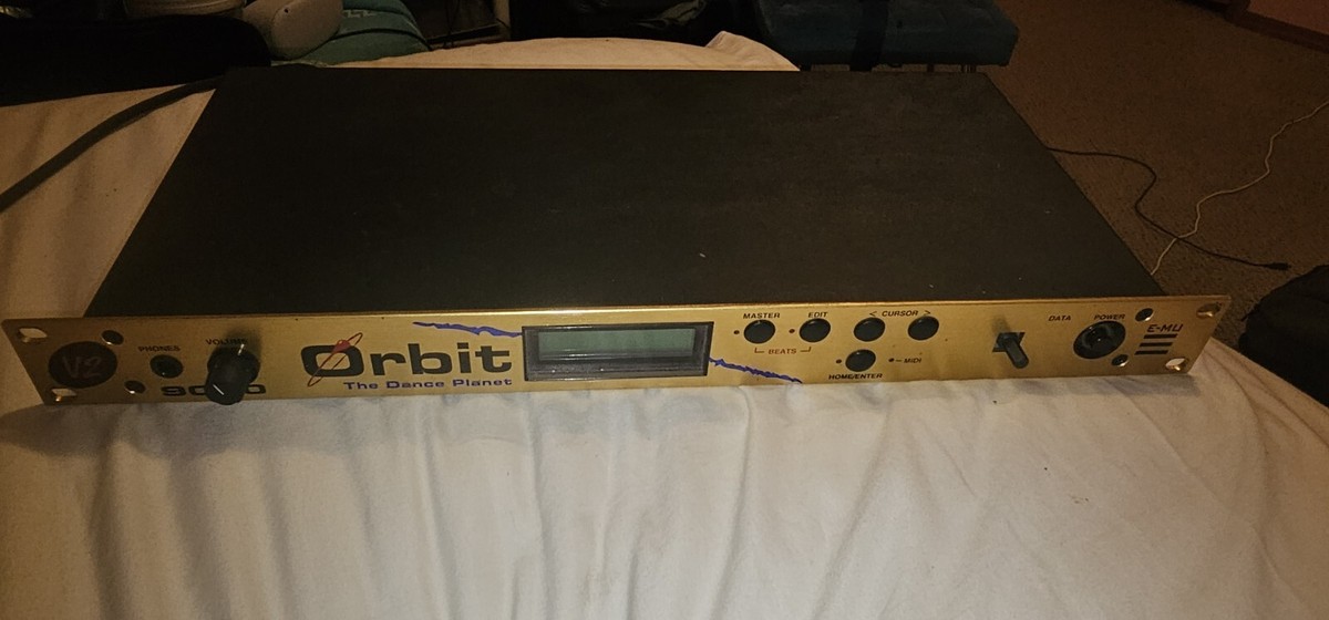 E-MU EMU Orbit V2 9090 Dance Planet Synthesizer Module