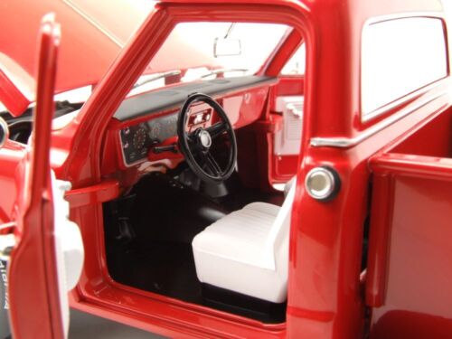 Chevrolet C-10 Stepside Pick Up 1968 Rosso Modellino Auto 1:18 Auto World - Foto 6 di 11