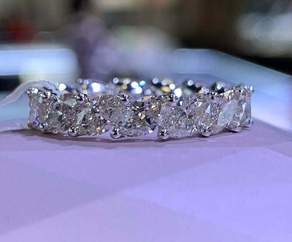 Picture 1 of 6
