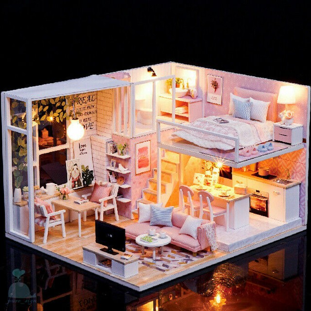 dolls house studio