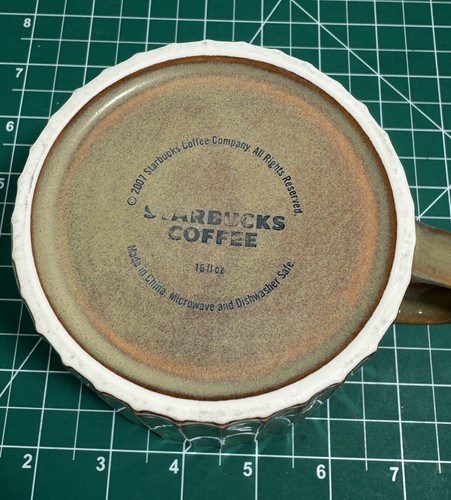Starbucks 2007 Coffee Mug 16oz. Ribbed Green Brown Bamboo Ceramic RETIRED - Picture 3 of 5