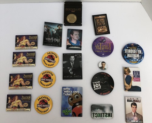 Menge 21 Hollywood Film Werbe Button Pin Rückseiten 90’s Deadwood Karten