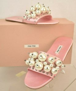 miu miu pearl sandals