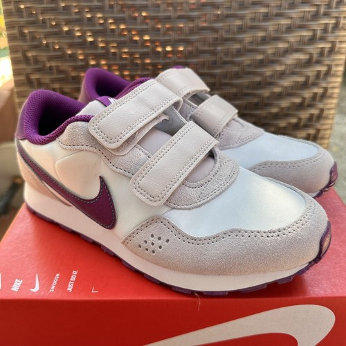 Nike MD Valiant (PSV) Size: 2.5Y CN8559-024 Platinum Violet/Viotech