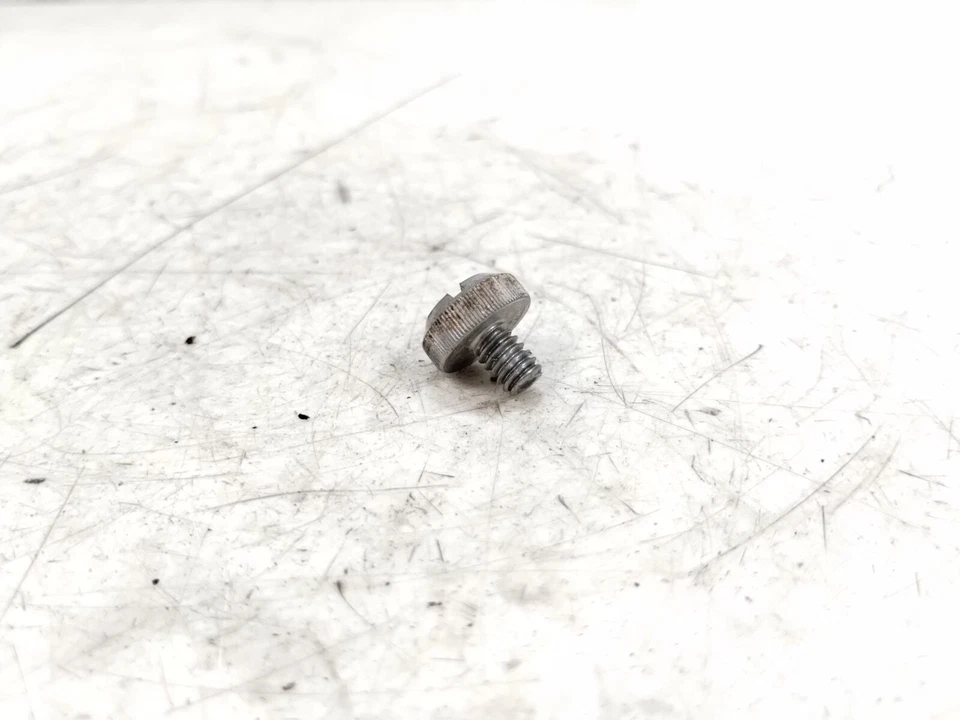 2017 Harley Sportster Iron XL883 N Seat Nut Bolt - Image 2 of 4