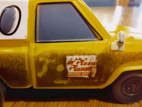 Disney Pixar CARS plastic TODD - PIZZA PLANET Delivery Truck 1:55 scale - Foto 8 di 10