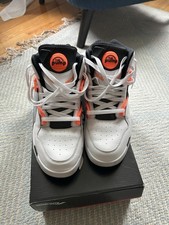 Reebok Pump Omni Zone II White (2021) (Size 9.5)