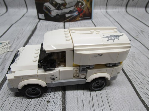 LEGO Marvel 76083 Spider-Man Beware the Vulture w/ Manual - Incomplete - Picture 8 of 9